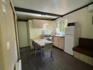 Campings Les Chalets de Labeaume : photos des chambres