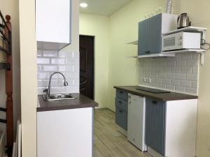 18a Pirosmani Street