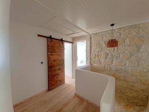 réf LS73 : Maison de Village 9 pers Rue Espelly