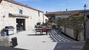 B&B / Chambres d'hotes LES GALAINES : photos des chambres