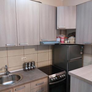 Relax 2 besplatan parking