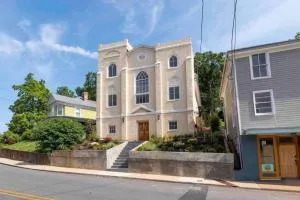 The Revival Room: Historic Staunton - 斯汤顿