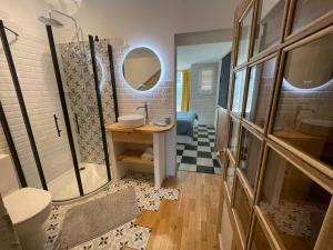 Dans la loge de Marguerite Studio avec Sauna