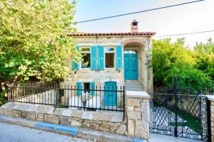 MINIQ HOMES 102 - Historical Stone House with Garden Cinema - Maltepe Köyü