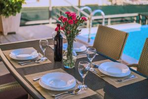 Apartment with private pool "Patricia"