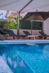 Apartment with private pool "Patricia"