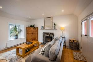 Spacious & Stylish StoneHous Cottage