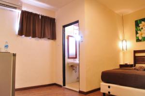 Bemo Corner Guest House