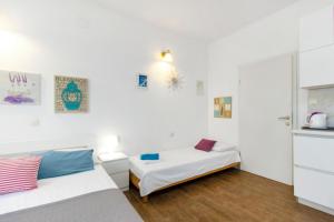 The Whitehouse Apartment 