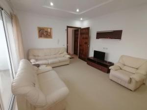 S plus 2 FAMILIAL climatisé vue mer