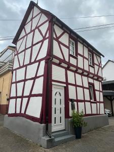 Charmantes denkmalgeschütztes Tiny House am Rhein