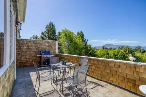 Netarts Lookout - Meredith Lodging - Oceanside