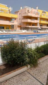 ROYAL CABANAS GOLF BLUE Condomínio privado sossegado - Reservas de Sábado a Sábado - 4hvězdičkové hotely ve městě Conceição