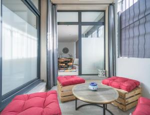 Appartements Loft Courtalon - Haut Standing - Patio - Parking Prives : photos des chambres