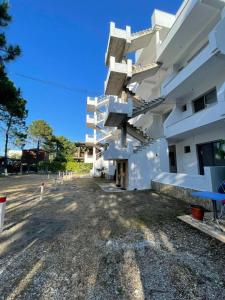 Aparthotel Vila Tufi