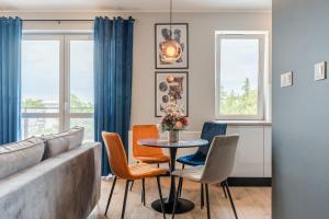 Sapphire Apartment