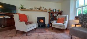 Dingle Woodland Cottage