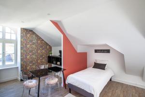 B&B / Chambres d'hotes Confidences Escale a Brissac : photos des chambres