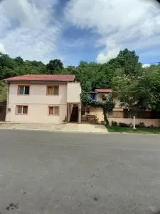 CASA IZA - Perčenješka