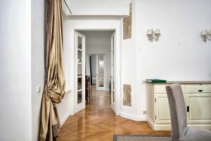 Old town, Bright, Peaceful, Balcony, Netflix