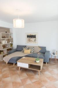 AZALEA - Modern studio with sea view