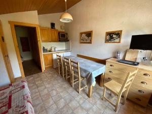 Appartement La Clusaz, 3 pièces, 6 personnes - FR-1-459-32