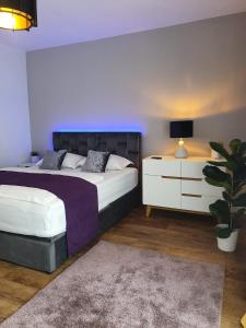 Prestige by Privilege Felix