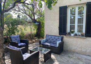 Maisons de vacances La Bastide de Jean Maison de charme dans un domaine equestre prive : photos des chambres