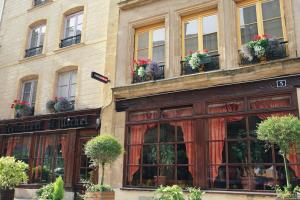 Hotels Le Saint Michel : photos des chambres