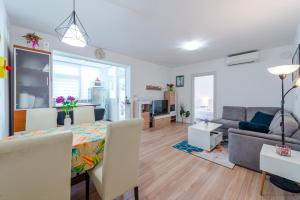 Apartment Nika Solitudo