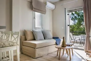 Julia's Boutique Suites, near Argostoli. - Kástron
