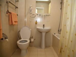 Sky High Hotel Airport 200 meters from the terminal