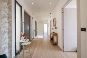 Architect-Designed House Heated Pool and Sea View