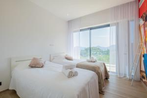 Villas IRRESISTIBLE CUSTOM-DESIGNED VILLA On the hills of Mandelieu : photos des chambres