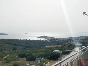 Seaview apartment Primošten - Šaričevi