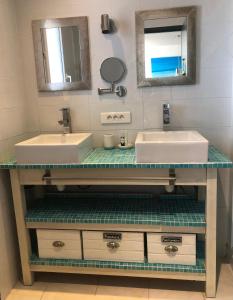 Maisons de vacances Le Phare - Gite de mer Boyardville : photos des chambres