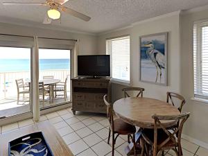 Royal Palms #408