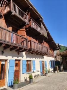 Chalets La Ferme d'Henriette, a Samoens : photos des chambres