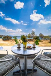 ANGELO Cafe Hotel