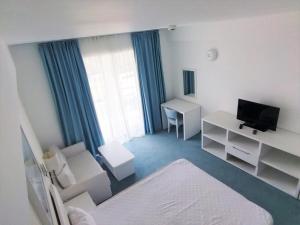 Mediterranean Apartments at Blaxy, Olimp