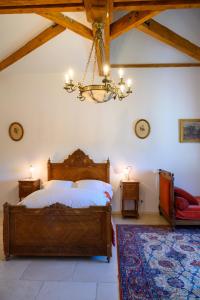 B&B / Chambres d'hotes Domaine de Lardoisiere : Chambre Double Deluxe (2 Adultes + 1 Enfant)