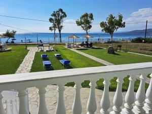 Dimitras Family Apartments 1