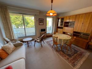 Appartements Studio calme avec terrasse vue mer : photos des chambres