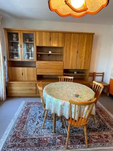 Appartements Studio calme avec terrasse vue mer : photos des chambres