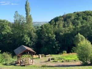 Maisons de vacances Le Relais de la Fontaine & Jacuzzi : photos des chambres