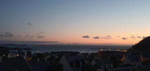 Appartements Appartement ERQUY Bretagne vue mer exceptionnelle sur les hauts d'Erquy au calme ! 900 m du centre ville et au pied du GR34 : photos des chambres