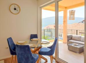 Stanislava Seaview Residence