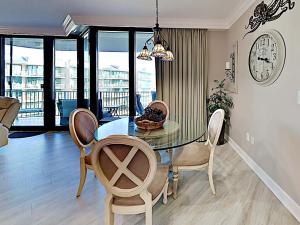 Phoenix on the Bay #1410