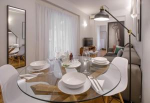 Syntagma Apartments with Acropolis view