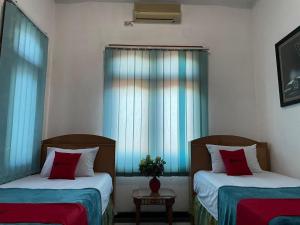 RedDoorz Syariah @ Karang Pilang